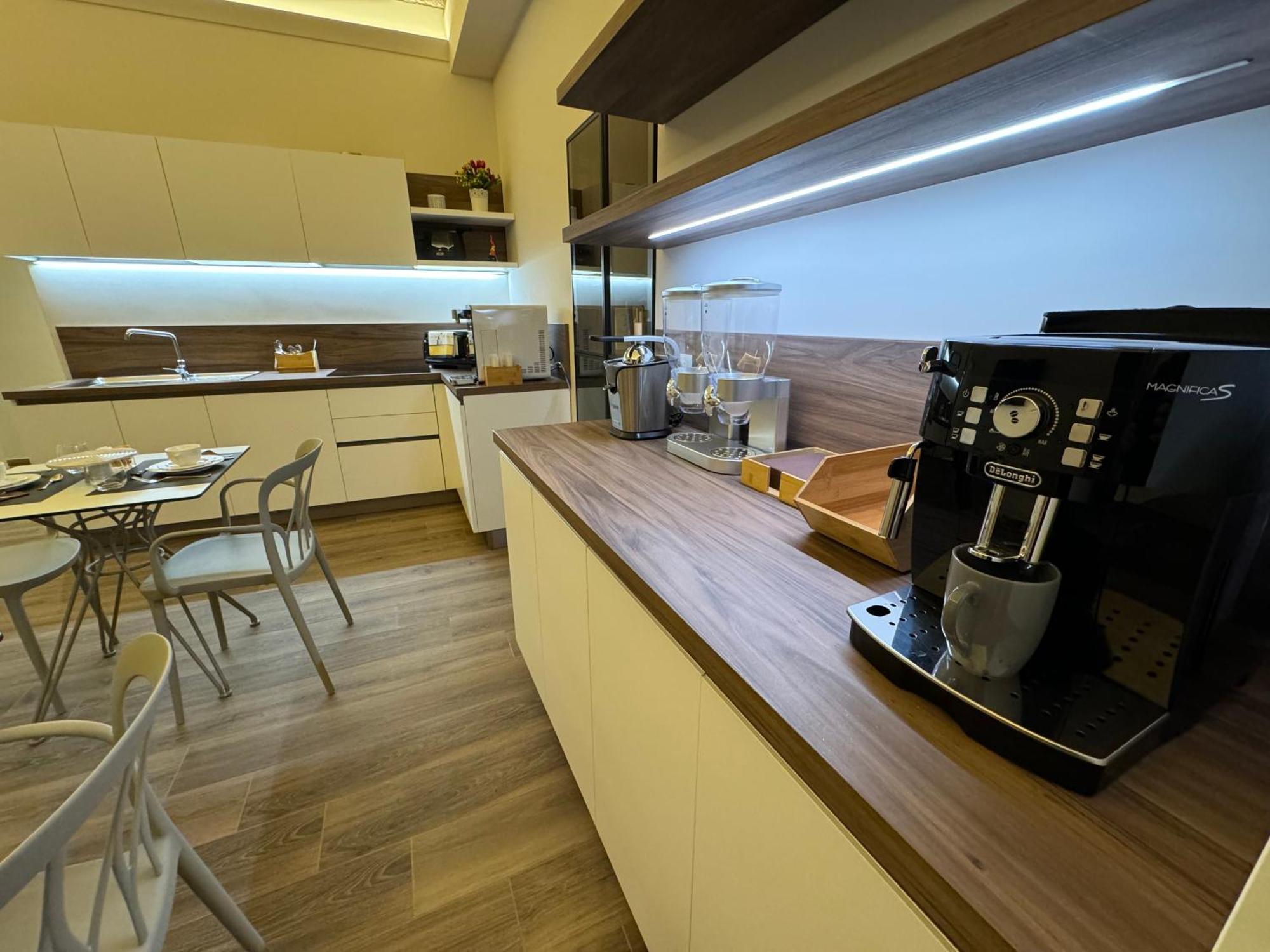 B&B Palazzo Croghan Torremaggiore Екстер'єр фото